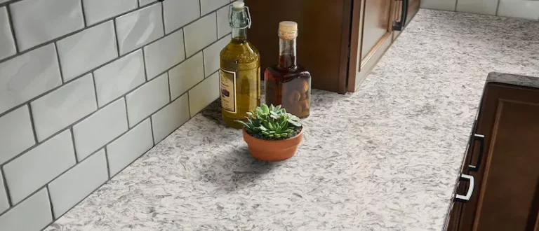 montclair-white-quartz-vignette