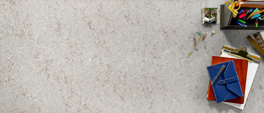 gray-lagoon-quartz-vignette-2