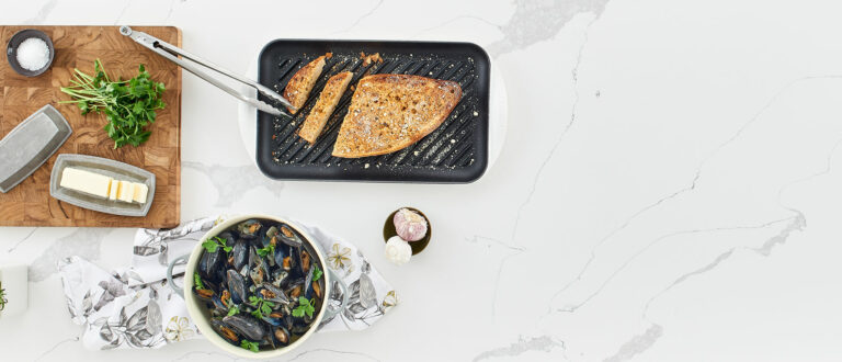 calacatta-leon-quartz-vignette