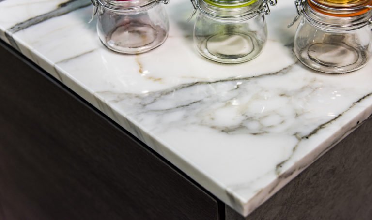 Homeowners Are Obsessed! Stunning Granite That Looks Like Marble (See The Pics!) - ff6a5u4