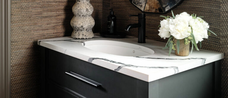 calacatta-laza-night-quartz-a