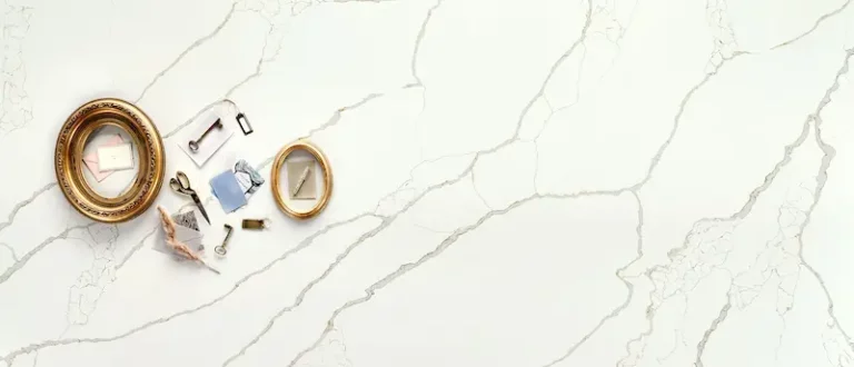 new-calacatta-laza-gold-quartz-vignette