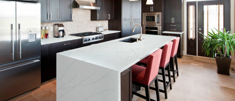 calacatta-miraggio-cielo-quartz-roomscene-a